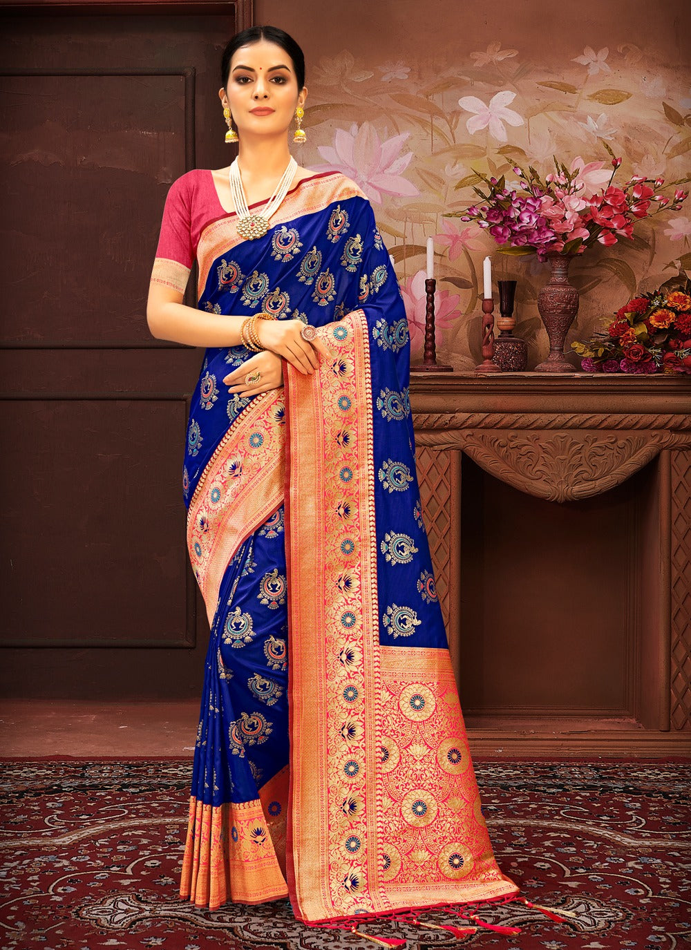 Glorious Paisley Handloom Reception Collection Banarasi Silk Saree