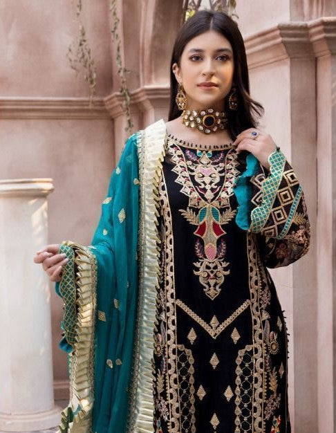Pakistani Designer Hit Festive & Party Wear Suit