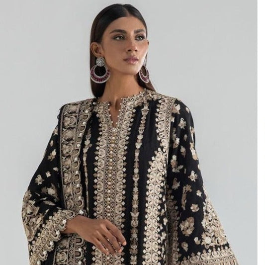 Black Color Wedding Wear Heavy Embroidered Pakistani Suit